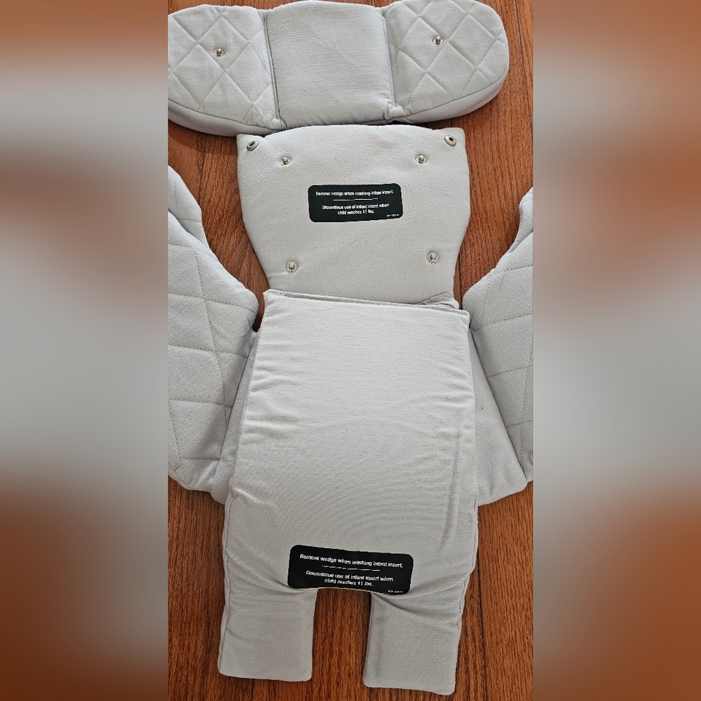 NUNA Exec Carseat Infant Insert New - Picture 2 of 2